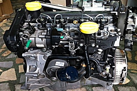 Renault Megane III 1.5dci bontott használt motor 7701479020 - Bontott használt Renault alkatrészek webáruház 